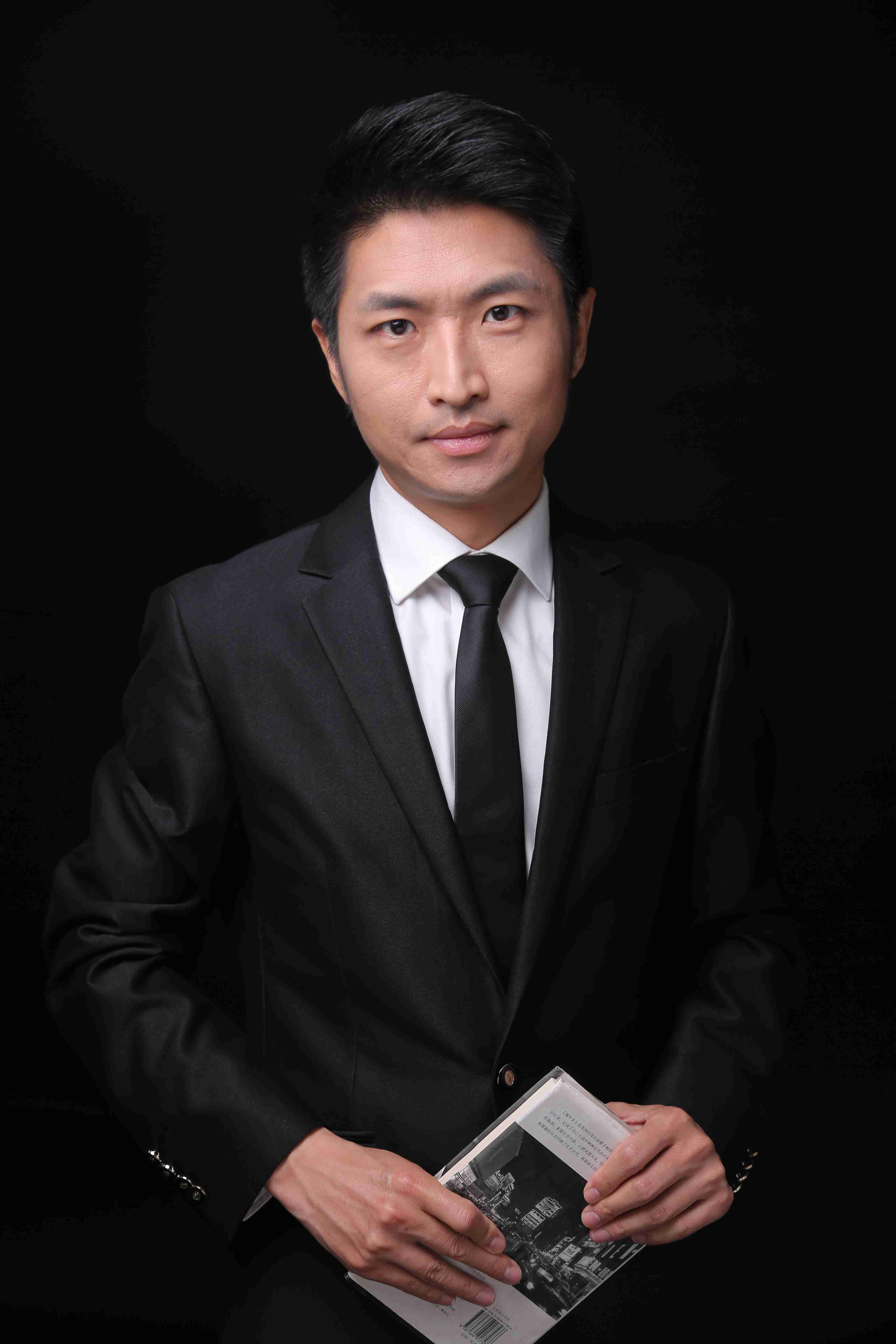 杜 斌